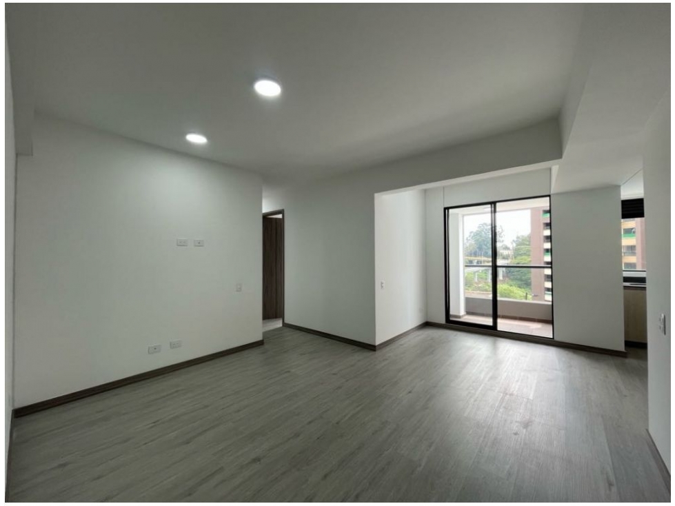 Apartamento en venta en Las Palmas, Medellín · foto 3 de 14