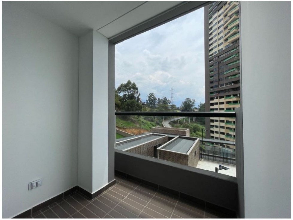 Apartamento en venta en Las Palmas, Medellín · foto 4 de 14