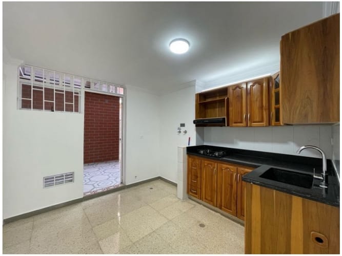 Apartamento de 3 alcobas en venta en Laureles, Medellín, 90 m² · foto 4 de 16