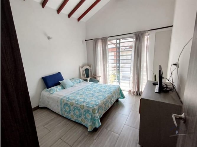 Casa de 3 alcobas en venta en La Ceja, 145 m² · foto 8 de 9