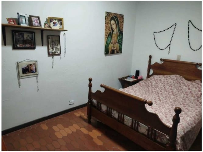 Casa de 6 alcobas en venta en La Castellana, Medellín, 230 m² · foto 12 de 19