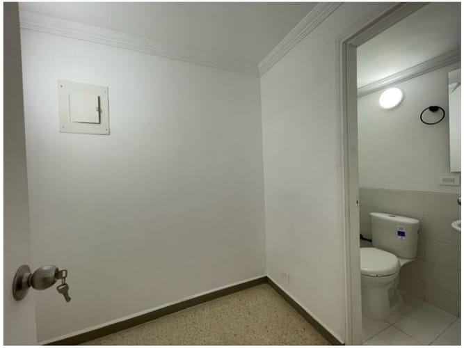Apartamento de 3 alcobas en venta en Laureles, Medellín, 90 m² · foto 15 de 16