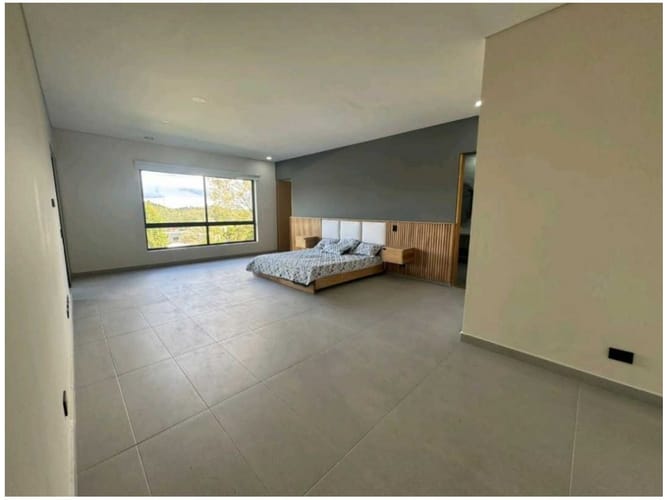 Casa de 3 alcobas en venta en Carrizales, Envigado, 248 m² · foto 13 de 24