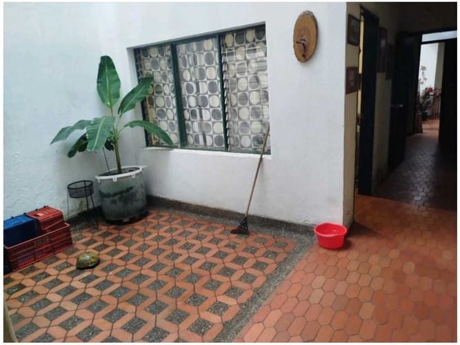 Casa de 6 alcobas en venta en La Castellana, Medellín, 230 m² · foto 19 de 19