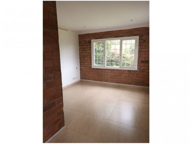 Casa de 3 alcobas en venta en La Clara, Guarne, 170 m² · foto 7 de 19