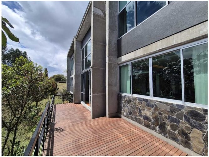 Casa de 5 alcobas en venta en Las Palmas, Envigado, 550 m² · foto 3 de 24