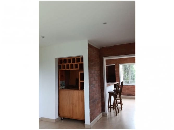 Casa de 3 alcobas en venta en La Clara, Guarne, 170 m² · foto 8 de 19