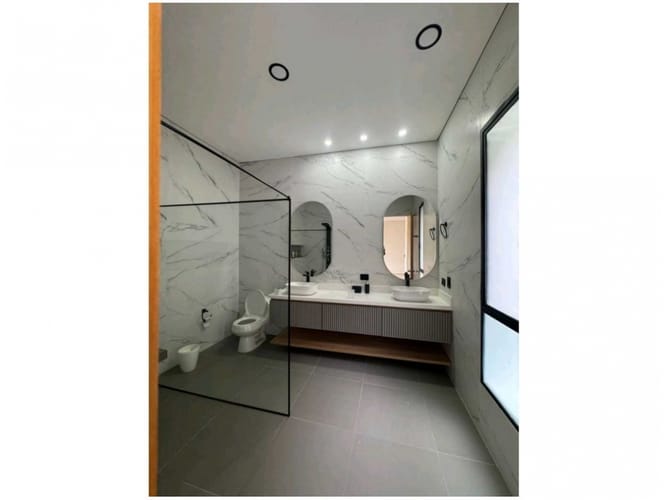Casa de 3 alcobas en venta en Carrizales, Envigado, 248 m² · foto 20 de 24