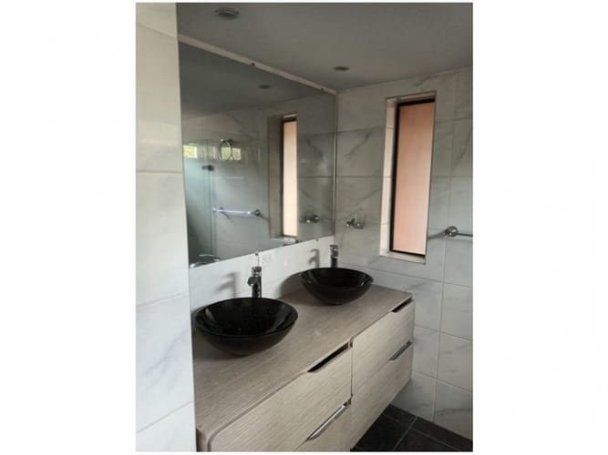 Casa de 3 alcobas en venta en La Clara, Guarne, 170 m² · foto 16 de 19