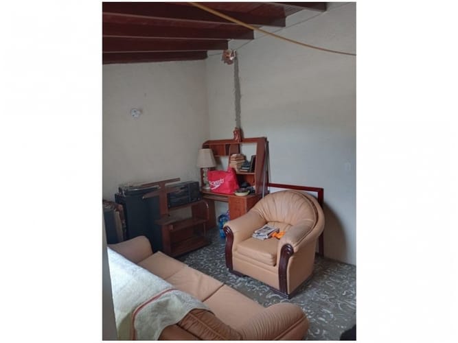Casa de 4 alcobas en venta en Belén Rosales, Medellín, 160 m² · foto 3 de 18