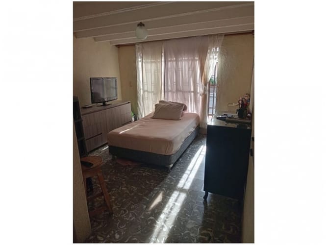 Casa de 4 alcobas en venta en Belén Rosales, Medellín, 160 m² · foto 5 de 18