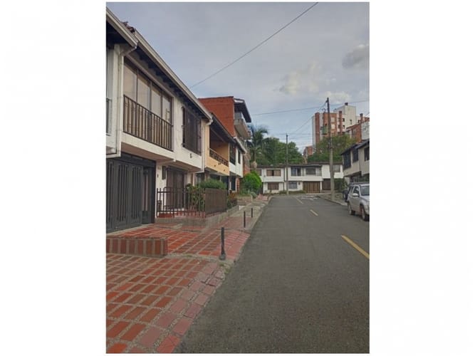 Casa de 4 alcobas en venta en Belén Rosales, Medellín, 160 m² · foto 18 de 18