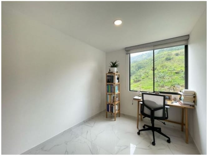 Apartamento de 3 alcobas en venta en El Trianon, Envigado, 83 m² · foto 7 de 9