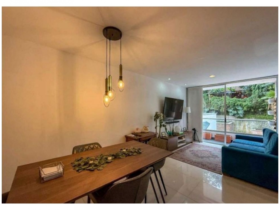 Apartamento en venta en Loma Del Esmeraldal, Envigado · foto 6 de 9