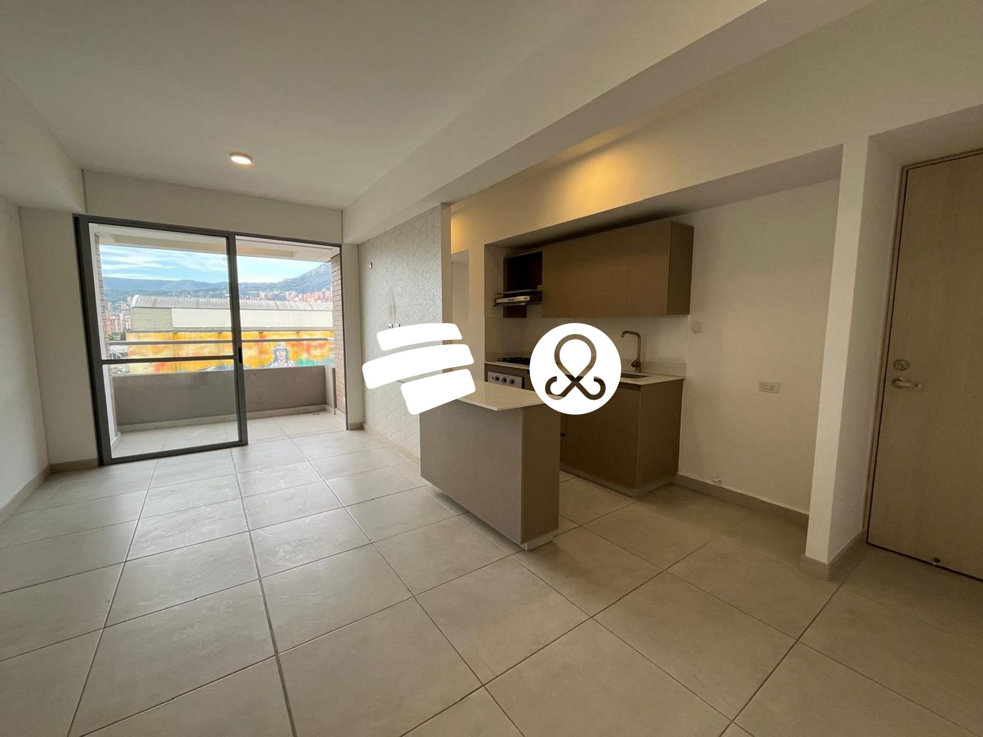 Apartamento en venta en Zona Centro, Envigado · foto 3 de 19