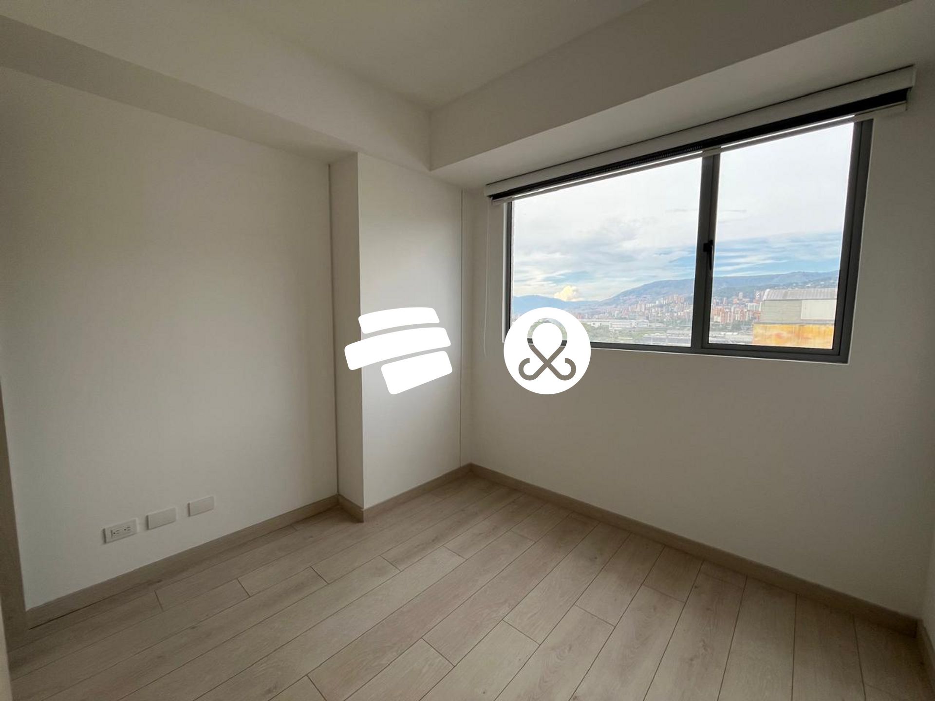 Apartamento en venta en Zona Centro, Envigado · foto 5 de 19