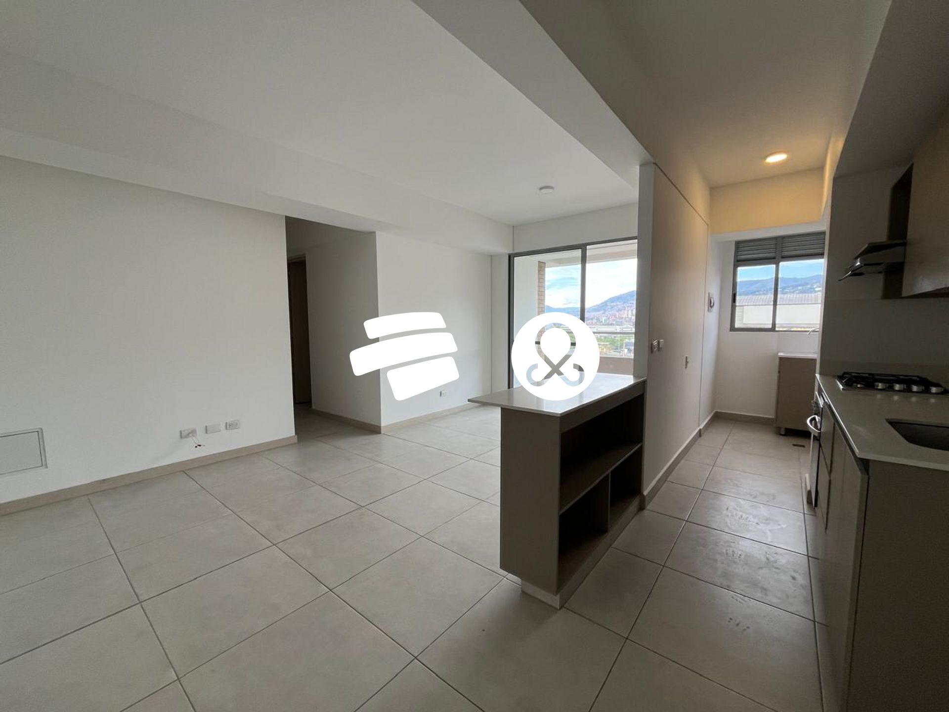 Apartamento en venta en Zona Centro, Envigado · foto 6 de 19