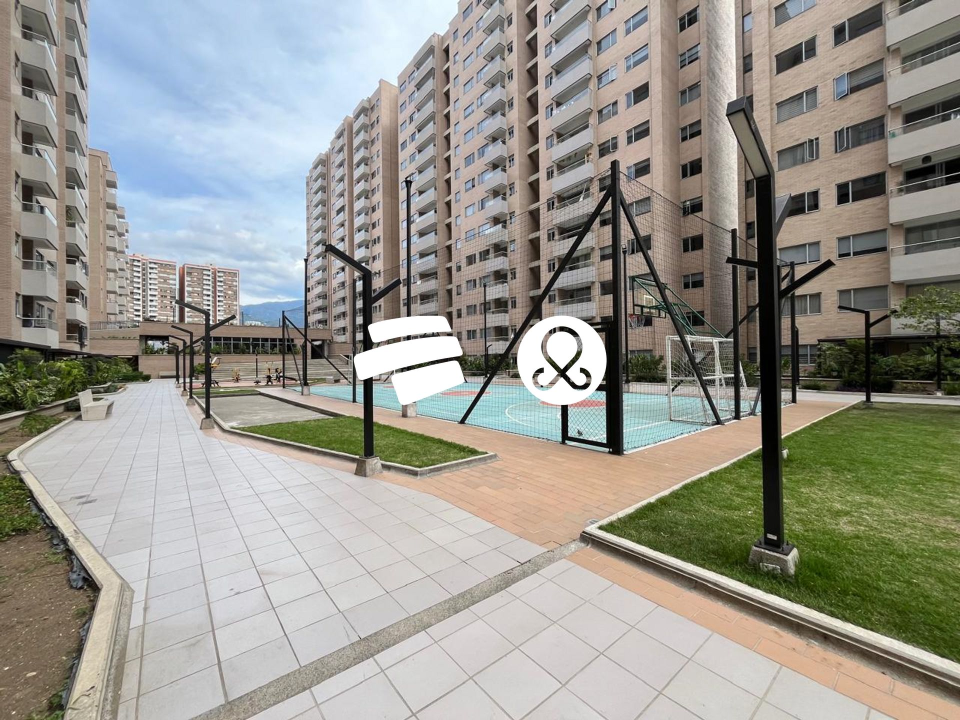 Apartamento en venta en Zona Centro, Envigado · foto 13 de 19