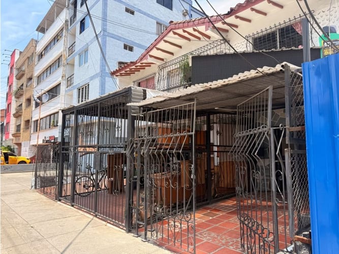 Local en arriendo en El Gran Limonar Cataya, Cali, 144 m² · foto 3 de 15