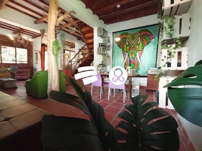Casa de 3 alcobas en venta en Santa Elena, Medellín, 974 m² · foto 4 de 10