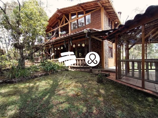 Casa de 3 alcobas en venta en Santa Elena, Medellín, 974 m² · foto 10 de 10