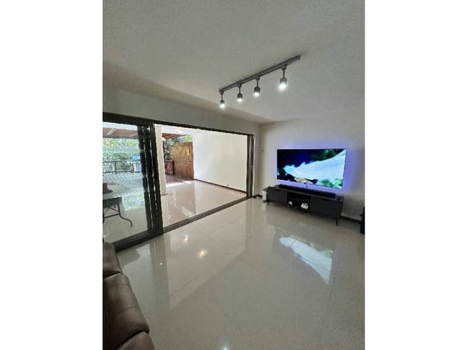 Casa de 3 alcobas en venta en Loma Del Esmeraldal, Envigado, 200 m² · foto 5 de 23