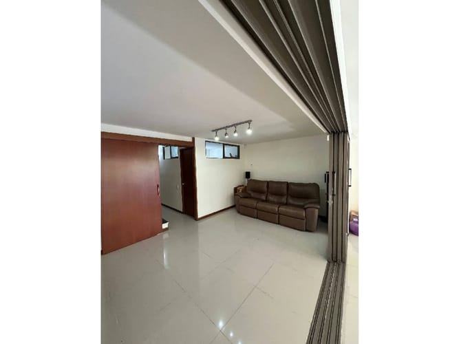 Casa de 3 alcobas en venta en Loma Del Esmeraldal, Envigado, 200 m² · foto 6 de 23