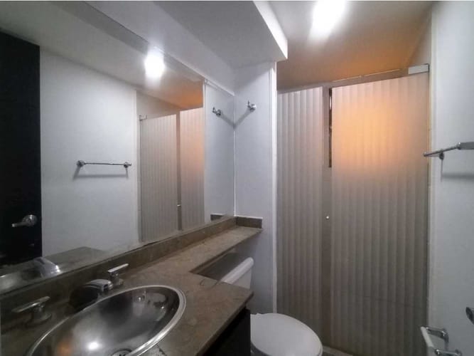 Apartamento de 3 alcobas en venta en El Gran Limonar Cataya, Cali, 72 m² · foto 13 de 23