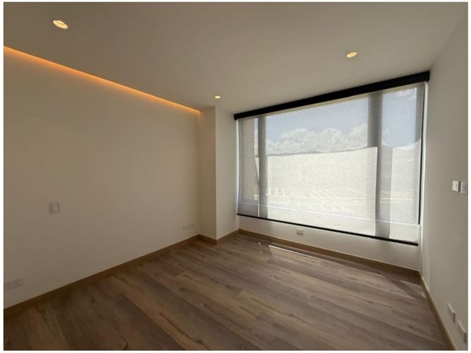 Casa de 4 alcobas en venta en Sajonia, Medellín, 325 m² · foto 7 de 19