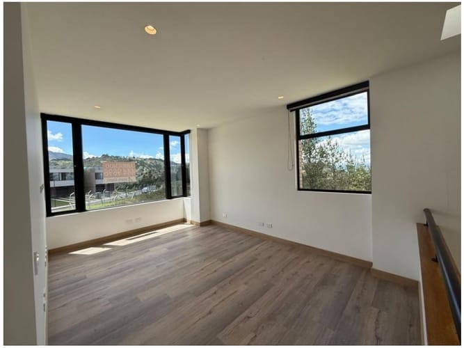 Casa de 4 alcobas en venta en Sajonia, Medellín, 325 m² · foto 15 de 19