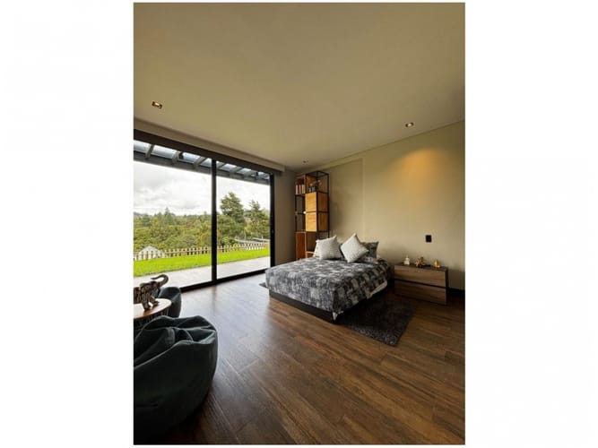 Casa de 3 alcobas en venta en Loma Del Chocho, Envigado, 420 m² · foto 5 de 15