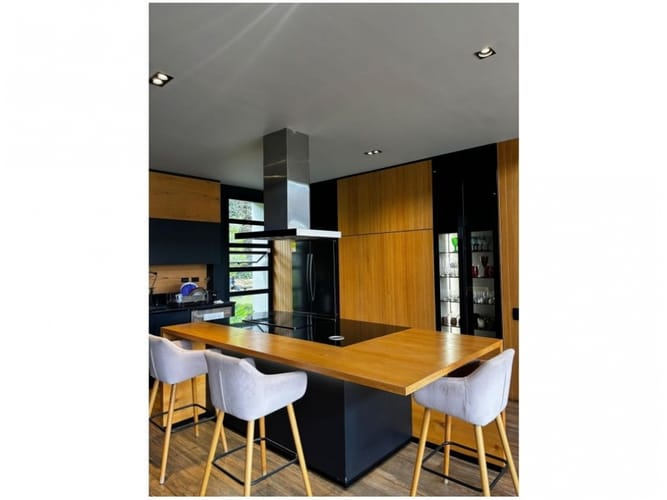 Casa de 3 alcobas en venta en Loma Del Chocho, Envigado, 420 m² · foto 9 de 15