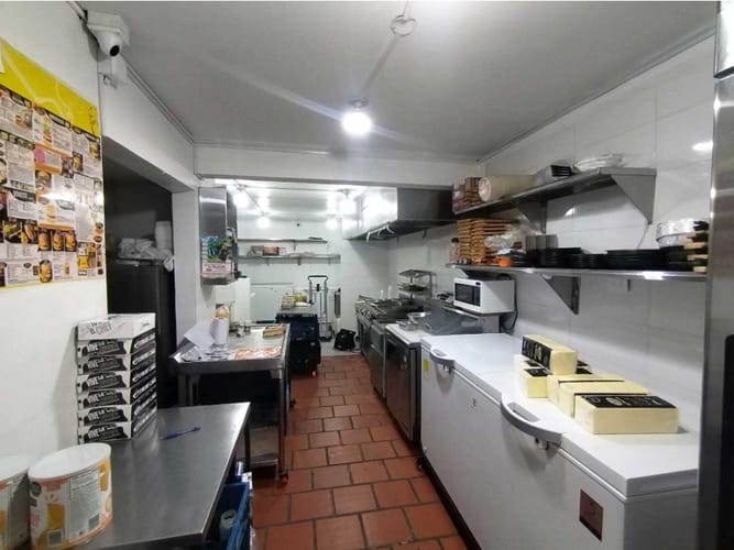Local en venta en Bosques Del Limonar, Cali, 149 m² · foto 9 de 17