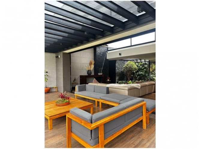 Casa de 3 alcobas en venta en Loma Del Chocho, Envigado, 420 m² · foto 14 de 15