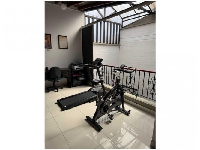 Casa de 4 alcobas en venta en Suramérica, La Estrella, 180 m² · foto 9 de 13