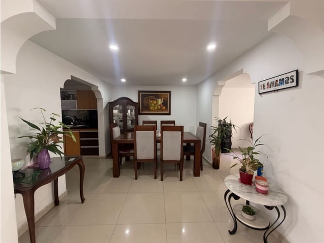 Casa de 4 alcobas en venta en Camino Real, Cali, 228 m² · foto 5 de 19