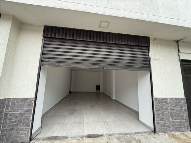 Local en arriendo en Bretaña, Cali, 32 m² · foto 3 de 6