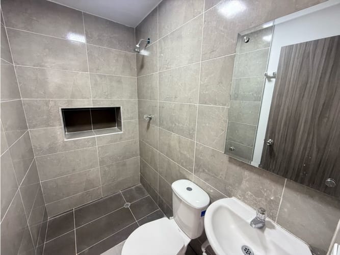Local en arriendo en Bretaña, Cali, 32 m² · foto 5 de 6