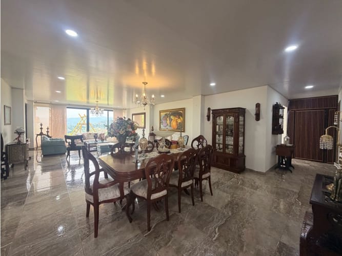 Casa de 5 alcobas en venta en Porerito, Jamundí, 550 m² · foto 4 de 24