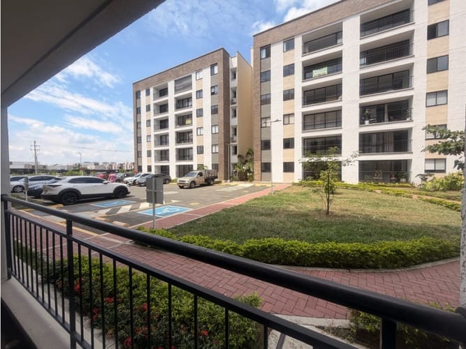 Apartamento de 2 alcobas en venta en Parque Natura, Jamundí, 90 m² · foto 4 de 15