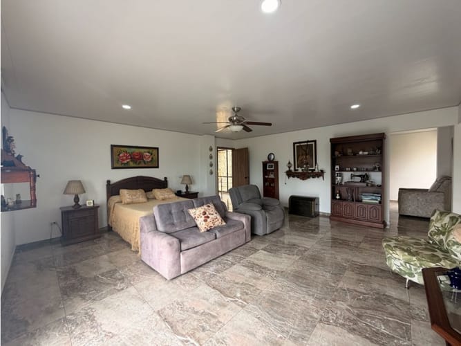 Casa de 5 alcobas en venta en Porerito, Jamundí, 550 m² · foto 22 de 24