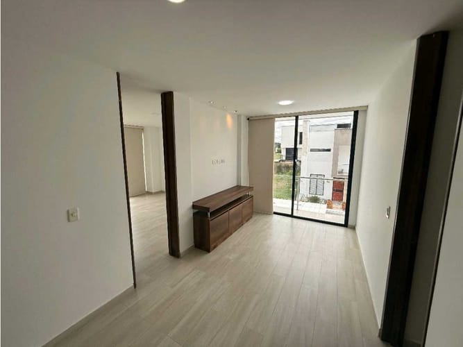 Casa de 5 alcobas en venta en Las Mercedes, Jamundí, 450 m² · foto 10 de 21