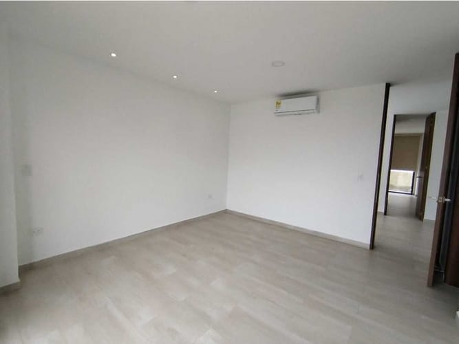 Casa de 5 alcobas en venta en Las Mercedes, Jamundí, 450 m² · foto 11 de 21