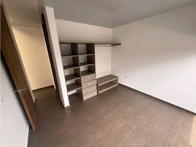 Casa de 5 alcobas en venta en Las Mercedes, Jamundí, 450 m² · foto 16 de 21