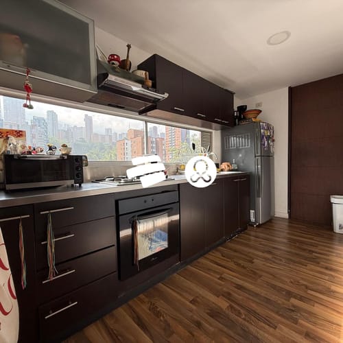 Apartamento en venta en El Poblado, Medellín · foto 5 de 21