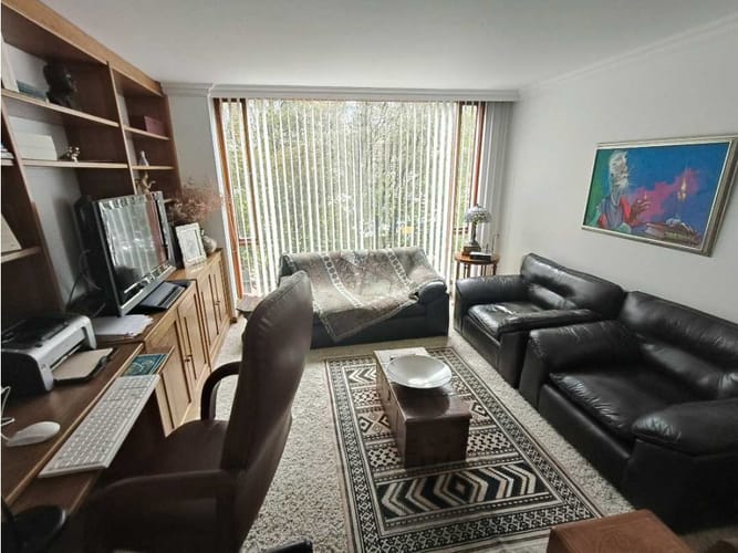 Casa en venta en Santa Barbara, Bogotá · foto 3 de 24