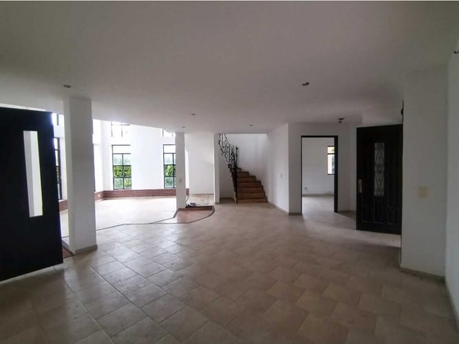 Casa de 3 alcobas en venta en Las Mercedes, Jamundí, 407 m² · foto 5 de 21