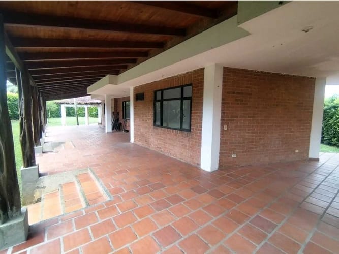 Casa de 3 alcobas en venta en Las Mercedes, Jamundí, 407 m² · foto 6 de 21