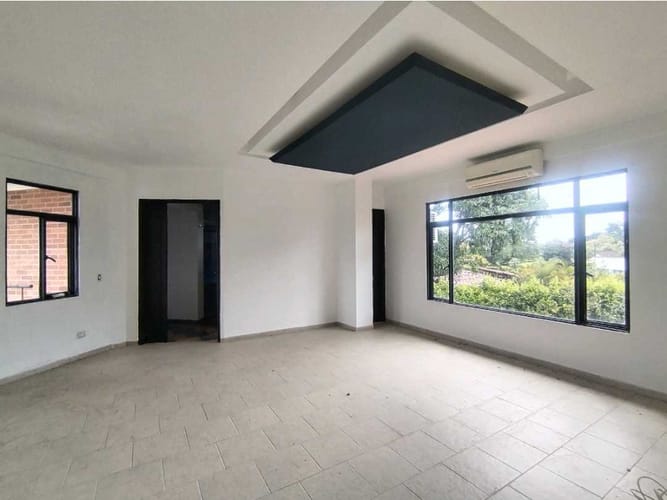 Casa de 3 alcobas en venta en Las Mercedes, Jamundí, 407 m² · foto 12 de 21