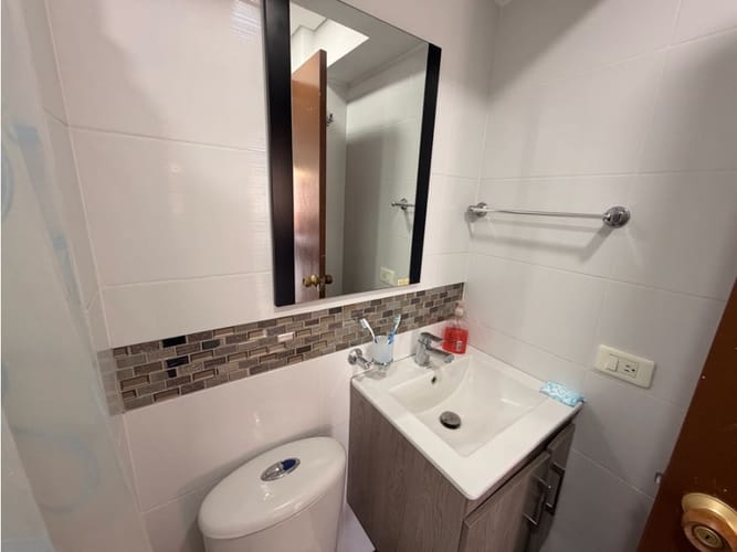 Apartamento en venta en Cuarto De Legua - Guadalupe, Cali · foto 7 de 16